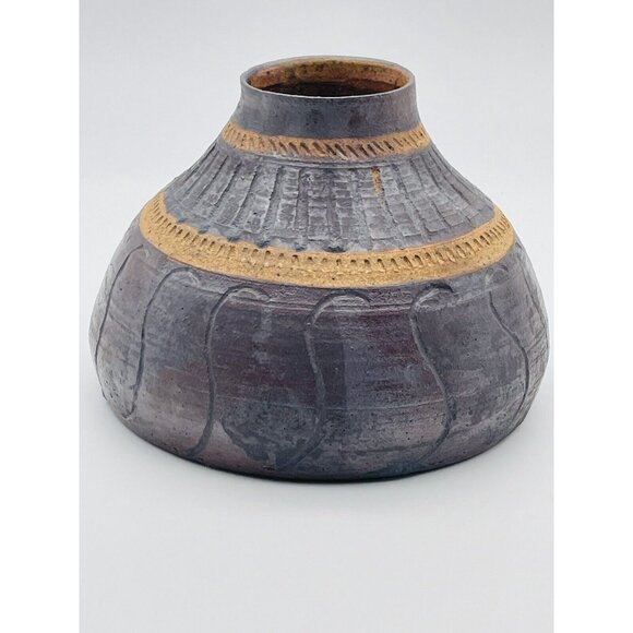 Vtg 1970’s Art Pottery Vase Vessel, Purple Brown Carved Signed Anna Warren - Picture 5 of 8